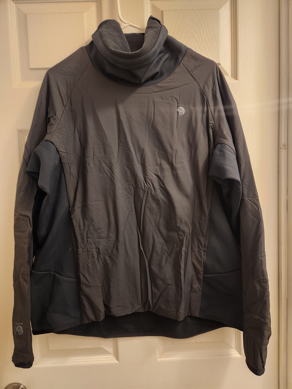 Mtn Hardwear Women's Blk Performance Jacket with High Neck